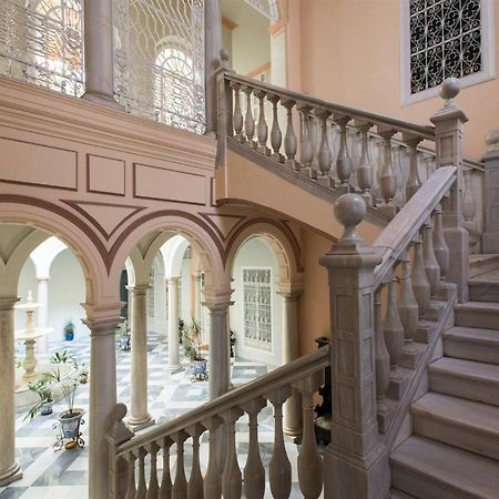 Cozy Apartment In House-Palace With Private Patio Севиля Екстериор снимка